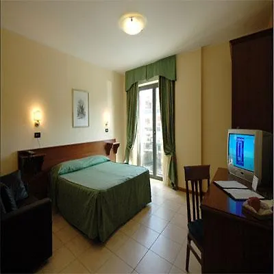 Hotell Continental 3*